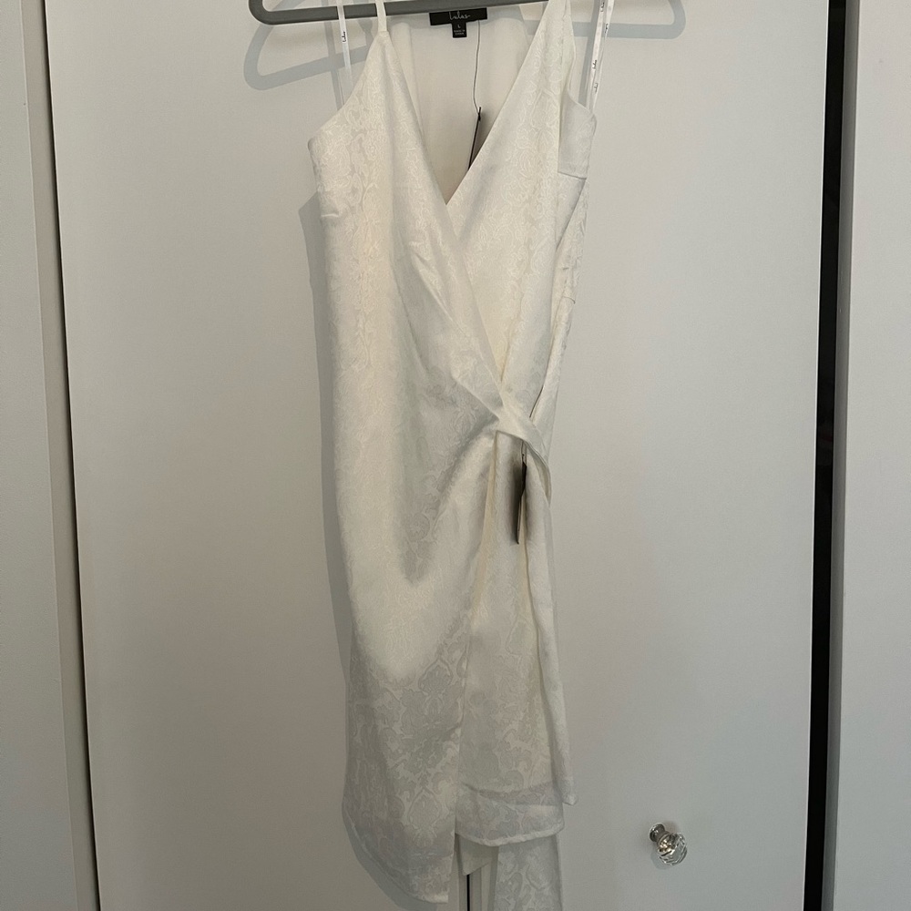Lulus “Elegant Always Ivory Jacquard Side Tie Wrap mini dress”. L, tags on